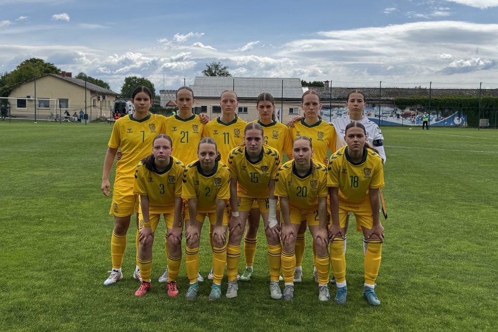 Merginų U16 rinktinė neprilygo bendraamžėms iš Čekijos