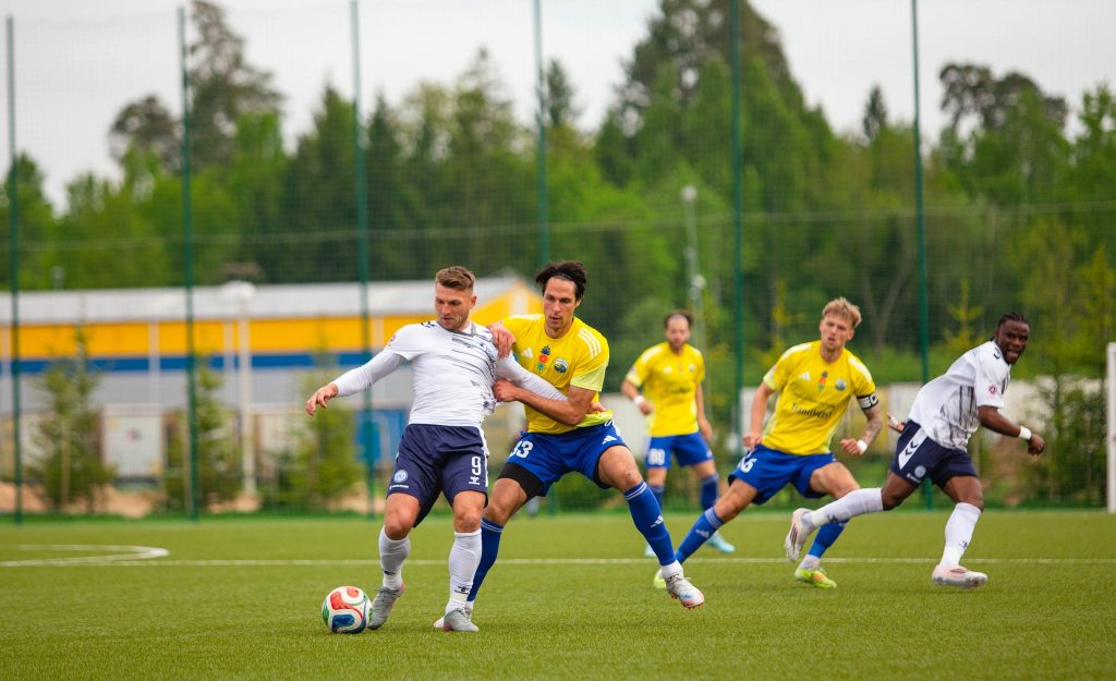 LFF taurės aštuntfinalis: baudinių serija Žemaitijoje ir vos nenudegę „Šiauliai“