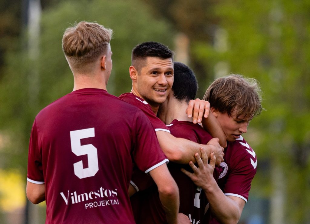 LSFL čempionai titulą įtvirtino galinga pergale, bronza atiteks KTU komandai