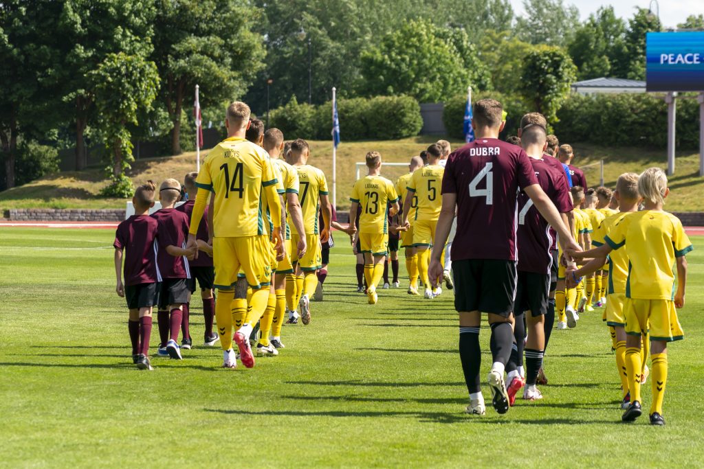 Sudėtį dvikovai su Lietuva pristatė ir Latvijos rinktinė