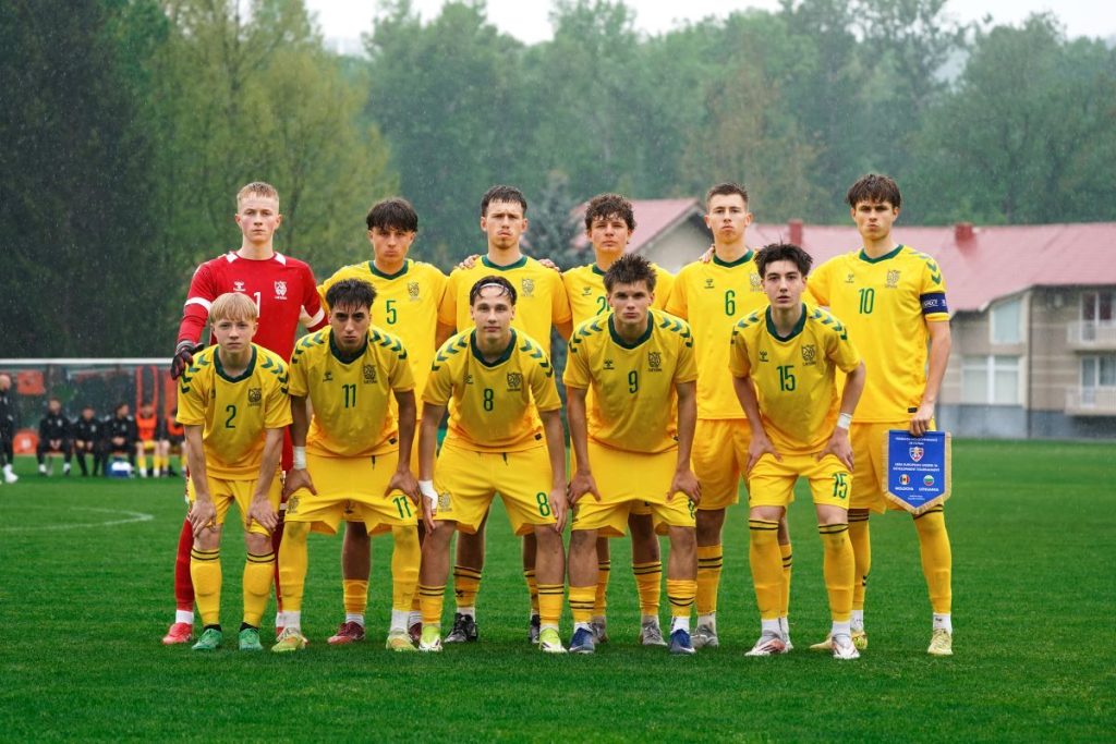 Vaikinų U16 rinktinė panaikino 3 įvarčių deficitą prieš Moldovos komandą